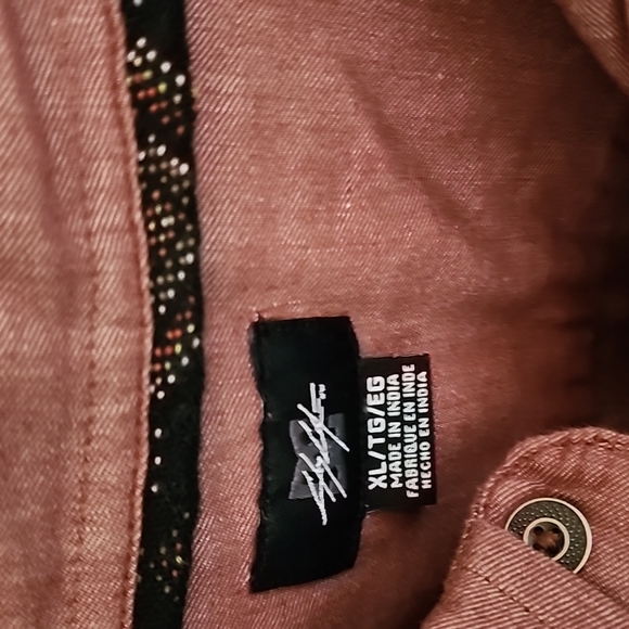 Red DC button up - Picture 2 of 2